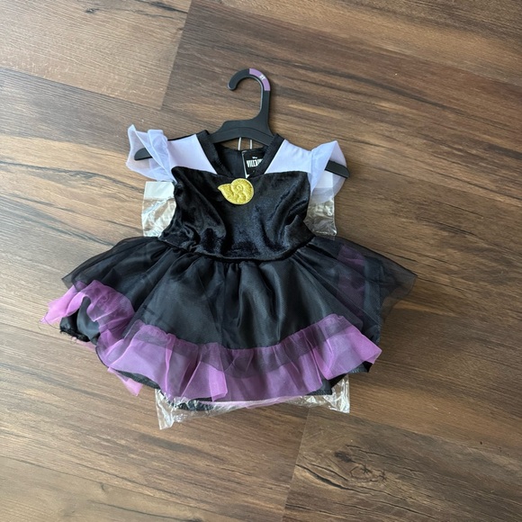 Disney Villians Ursula Costume - Picture 2 of 6